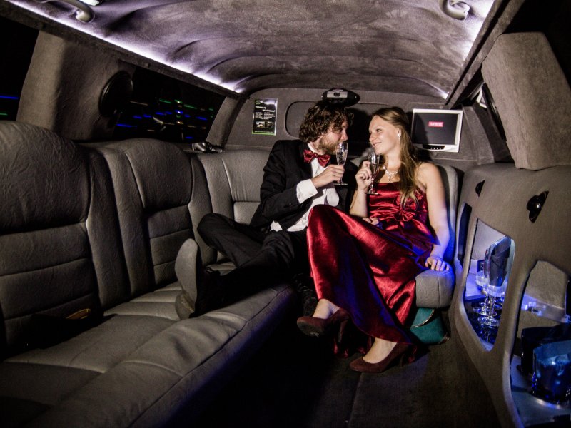 Huur een Limousine - Lincoln Towncar | Tilburg